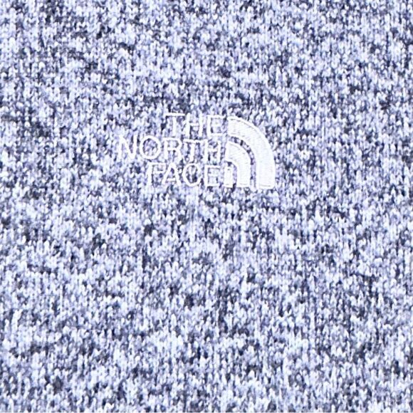 The North Face 1/4 Zip Fleece Pullover - Picture 6 of 11